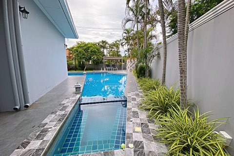 Chalet de 3 dormitorios en Hua Hin, Tailandia № 205666 - foto 4