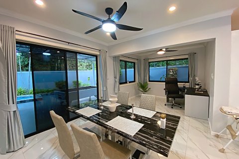 Chalet de 3 dormitorios en Hua Hin, Tailandia № 205666 - foto 29