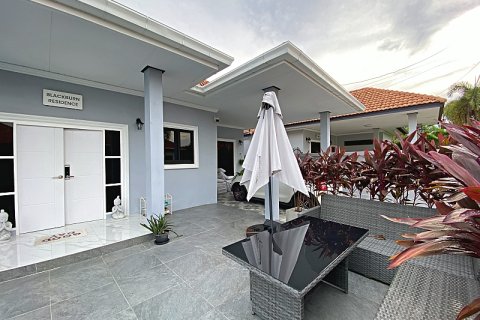 Chalet de 3 dormitorios en Hua Hin, Tailandia № 205666 - foto 7