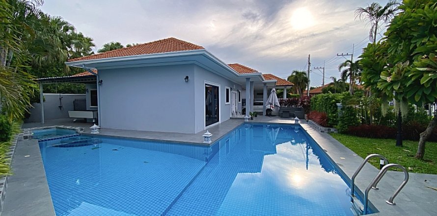 Chalet de 3 dormitorios en Hua Hin, Tailandia № 205666