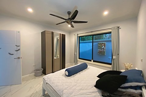 Chalet de 3 dormitorios en Hua Hin, Tailandia № 205666 - foto 20