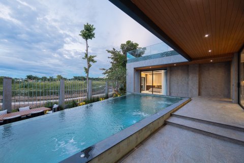Chalet de 5 dormitorios en Chiang Mai, Tailandia № 147914 - foto 7