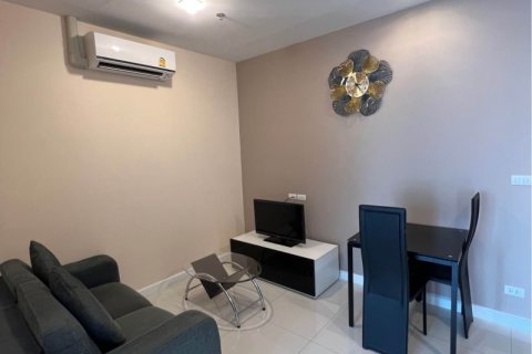 Condominio de 1 dormitorio en Bangkok, Tailandia № 205399 - foto 3