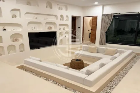 Chalet de 4 dormitorios en Phuket, Tailandia № 190772 - foto 2