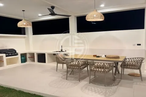Chalet de 4 dormitorios en Phuket, Tailandia № 190772 - foto 5