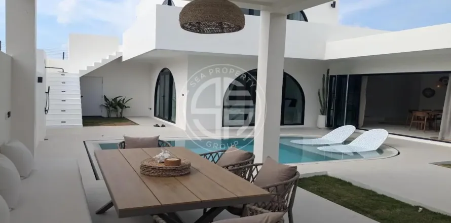 Chalet de 4 dormitorios en Phuket, Tailandia № 190772