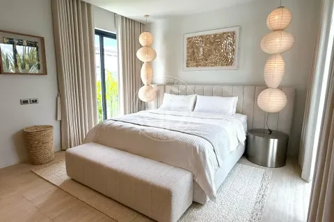 Chalet de 3 dormitorios en Phuket, Tailandia № 190770 - foto 7