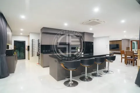 Chalet de 6 dormitorios en Phuket, Tailandia № 190767 - foto 6