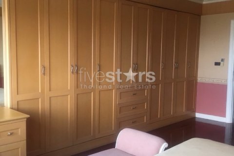Condominio de 3 dormitorios en Bangkok, Tailandia № 67134 - foto 3