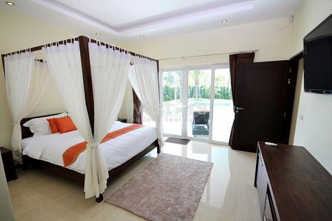 Casa de 3 dormitorios en Hua Hin, Tailandia № 67132 - foto 5