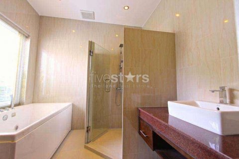 Casa de 3 dormitorios en Hua Hin, Tailandia № 67132 - foto 8