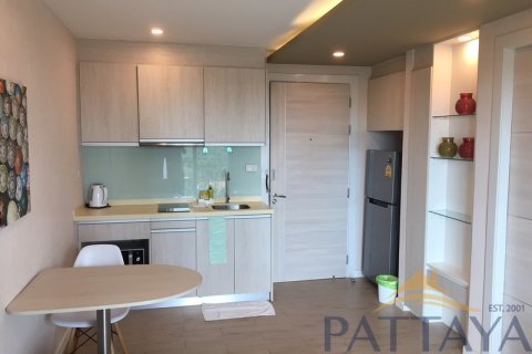 Condominio de 1 dormitorio en Jomtien Beach, Pattaya, Tailandia № 204214 - foto 5