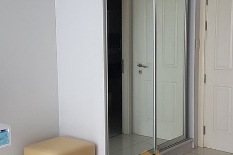 Condominio de 1 dormitorio en Pattaya, Tailandia № 204210 - foto 7