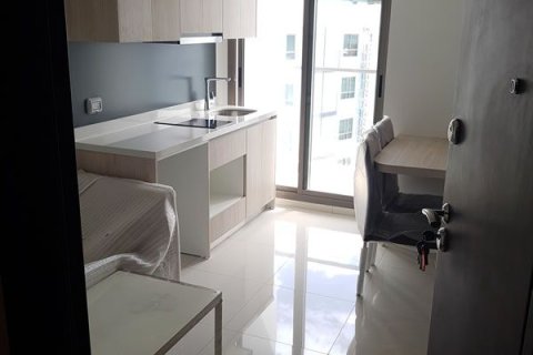Condominio de 1 dormitorio en Pattaya, Tailandia № 204209 - foto 2