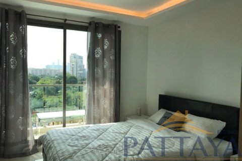 Condominio de 1 dormitorio en Jomtien Beach, Pattaya, Tailandia № 204213 - foto 2