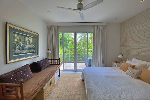 Chalet de 4 dormitorios en Cha-am, Tailandia № 168730 - foto 18