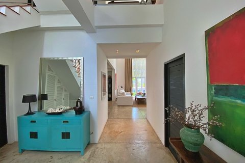 Chalet de 4 dormitorios en Cha-am, Tailandia № 168730 - foto 7