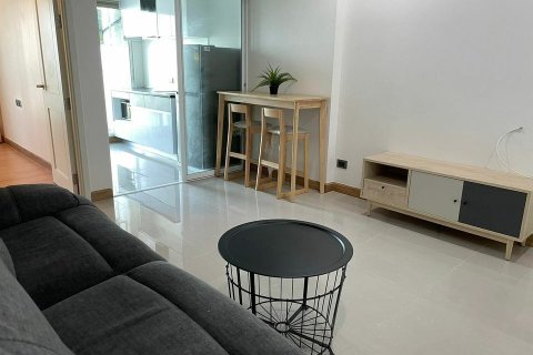 Studio dans le Condo à Huai Khwang, Bangkok, Thaïlande № 169452 - photo 2