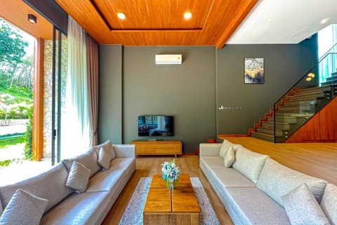 Chalet de 3 dormitorios en Phuket, Tailandia № 119003 - foto 5