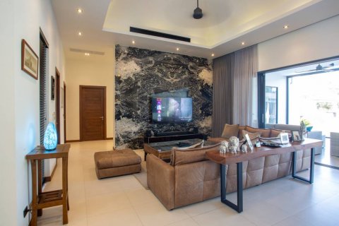 Casa de 6 dormitorios en Hua Hin, Tailandia № 119007 - foto 5
