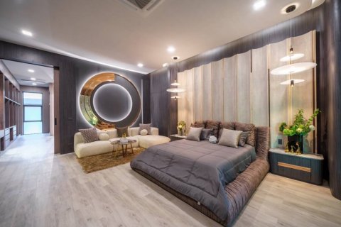 Chalet de 6 dormitorios en Pattaya, Tailandia № 119005 - foto 9