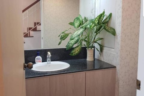 Condominio de 2 dormitorios en Bangkok, Tailandia № 157572 - foto 14