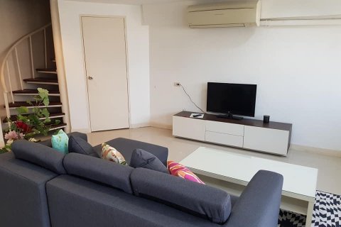 Condominio de 2 dormitorios en Bangkok, Tailandia № 157570 - foto 2