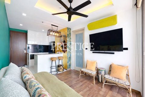Condo in Pattaya, Thailand, 1 bedroom № 197699 - photo 3