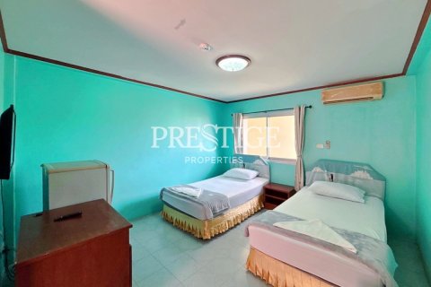 Propriété commerciale à Pattaya, Thaïlande 1500 m2 № 197703 - photo 19