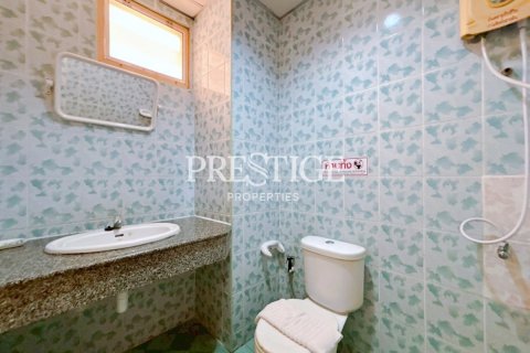 Propriété commerciale à Pattaya, Thaïlande 1500 m2 № 197703 - photo 24