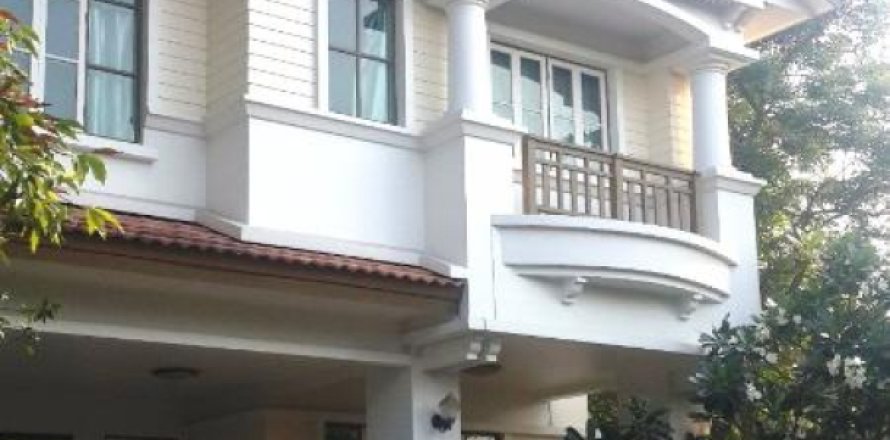 Casa de 3 dormitorios en Bangkok, Tailandia № 202603