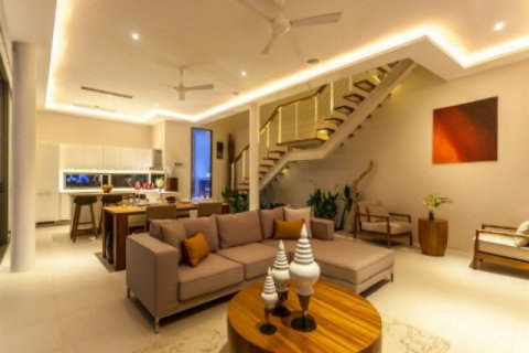 Chalet de 4 dormitorios en Ko Samui, Tailandia № 202599 - foto 3