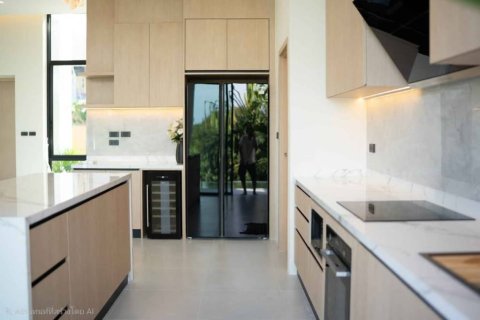 Chalet de 3 dormitorios en Phuket, Tailandia № 162297 - foto 8