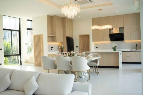 Chalet de 3 dormitorios en Phuket, Tailandia № 162297 - foto 5