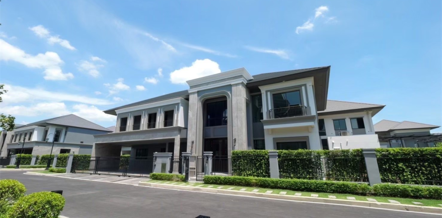 Haus in Bangkok, Thailand 5 Schlafzimmer № 190434