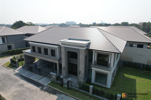 Haus in Bangkok, Thailand 5 Schlafzimmer № 190434 - Foto 2