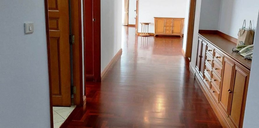 Condominio de 3 dormitorios en Bangkok, Tailandia № 65806