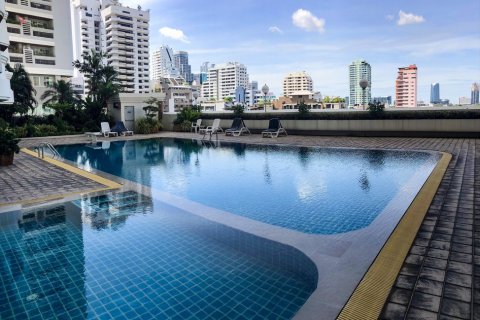 Condominio de 2 dormitorios en Bangkok, Tailandia № 65739 - foto 20