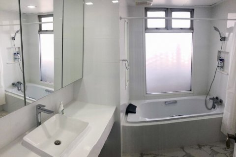 Condominio de 2 dormitorios en Bangkok, Tailandia № 65739 - foto 19
