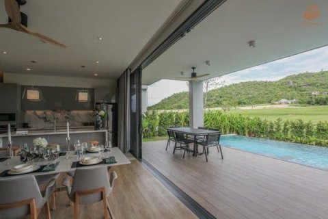 Chalet de 2 dormitorios en Hua Hin, Tailandia № 168497 - foto 5