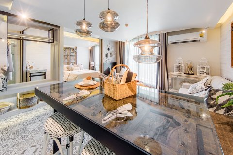 Condominio de 1 dormitorio en Hua Hin, Tailandia № 168492 - foto 12
