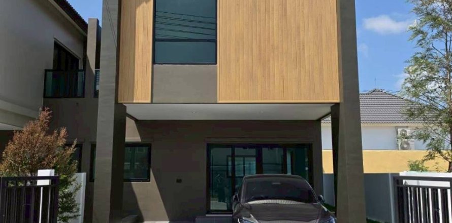 Chalet de 4 dormitorios en Pattaya, Tailandia № 202267