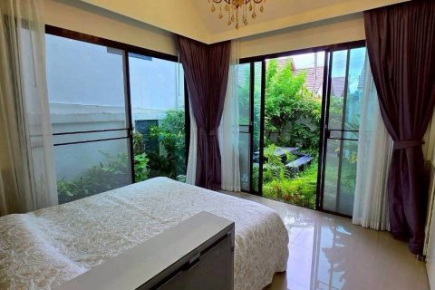 Chalet de 2 dormitorios en Pattaya, Tailandia № 202272 - foto 12
