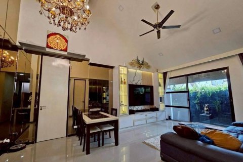 Chalet de 2 dormitorios en Pattaya, Tailandia № 202272 - foto 5
