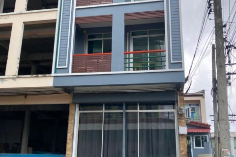 Shophouse in Phuket, Thailand № 153096