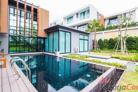 House in Bang Lamung, Thailand 3 bedrooms № 32375 - photo 12