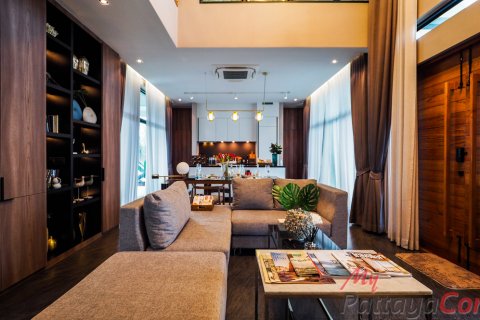 House in Bang Lamung, Thailand 3 bedrooms № 32375 - photo 28