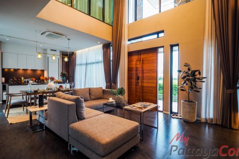 House in Bang Lamung, Thailand 3 bedrooms № 32375 - photo 4