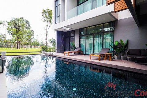 House in Bang Lamung, Thailand 3 bedrooms № 32375 - photo 11