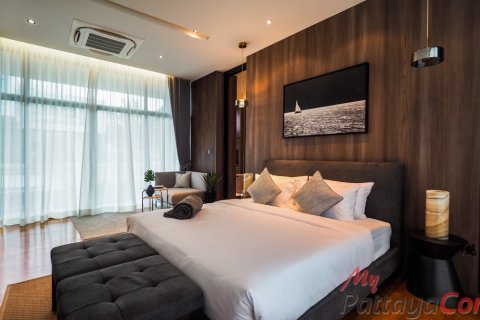 House in Bang Lamung, Thailand 3 bedrooms № 32375 - photo 25